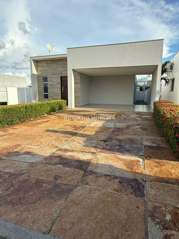 Casa em Condomínio à venda no Jóia: 