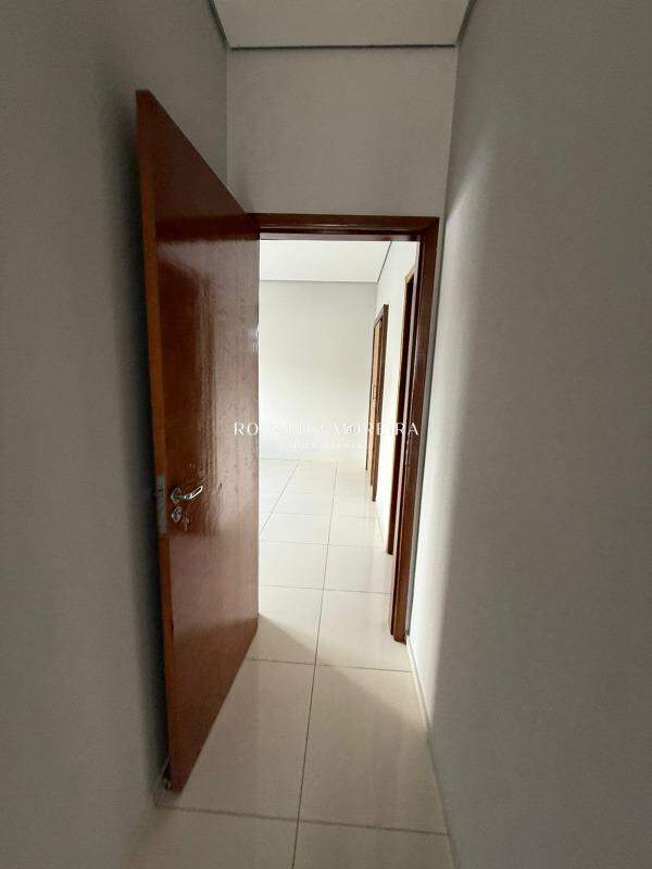 Casa em Condomínio à venda no Jóia: 