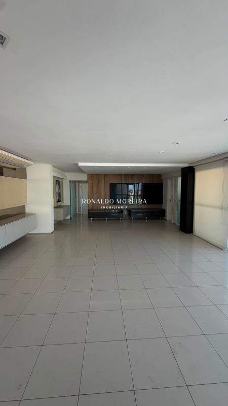 Apartamento à venda no Jóquei: 