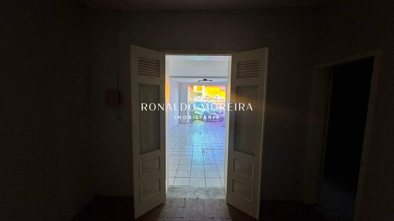 Sala Comercial para aluguel no Jóquei: 