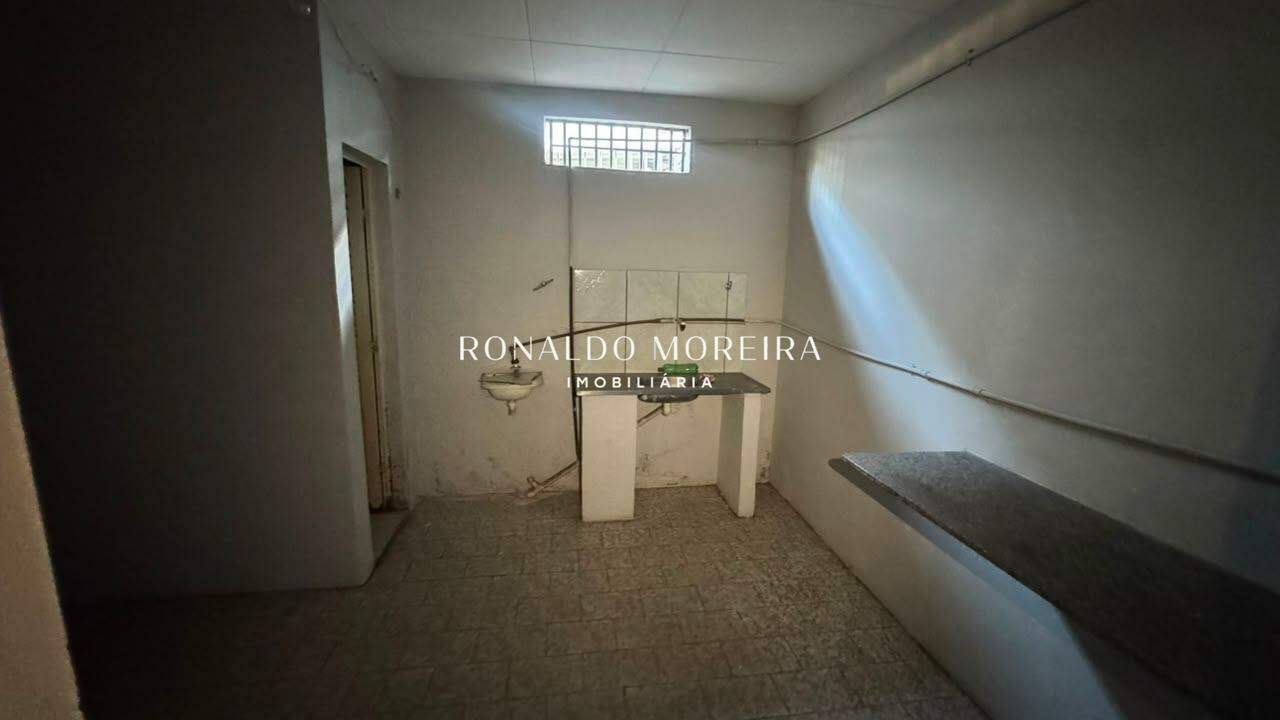 Sala Comercial para aluguel no Jóquei: 