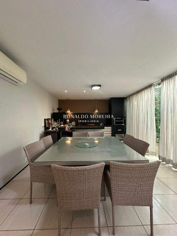 Casa em Condomínio à venda no Morros: 