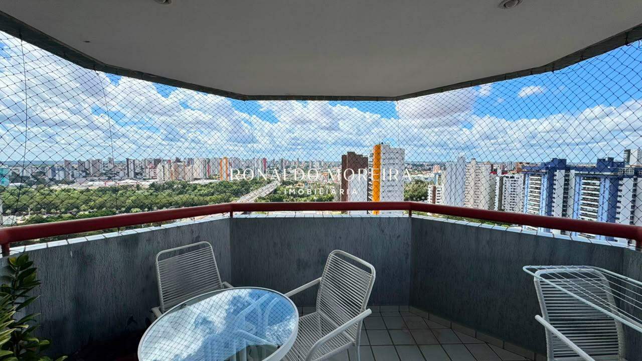 Apartamento à venda no Frei Serafim: 