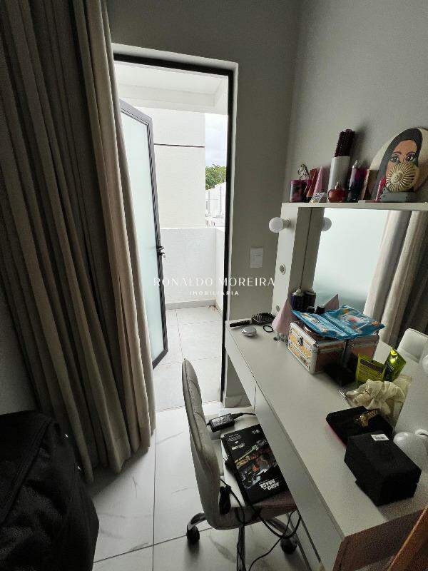 Casa em Condomínio à venda no Porto do Centro: 