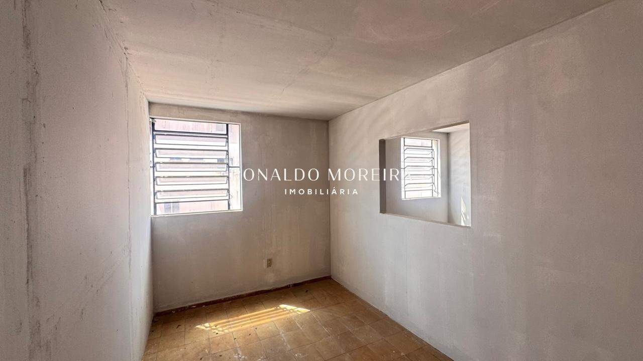 Sala para aluguel no Centro: 