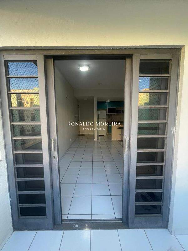 Apartamento para aluguel no Vale Quem Tem: 