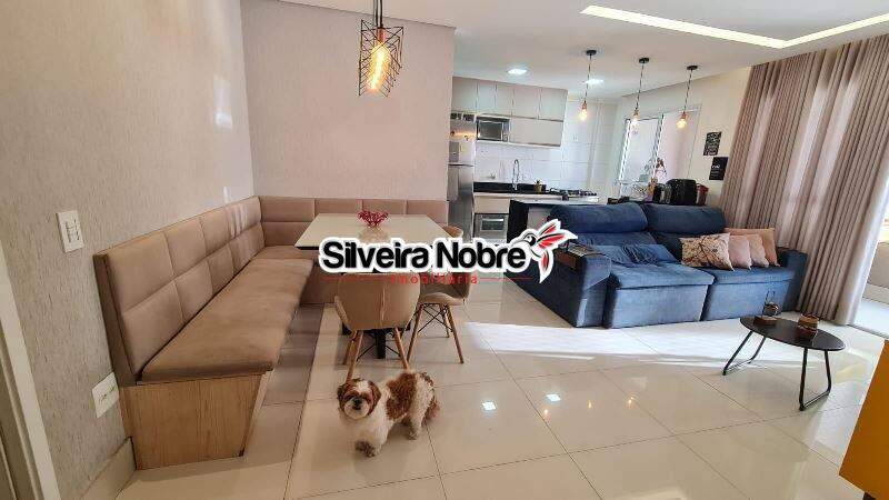Apartamento à venda no JK: 