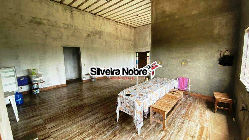 Casa à venda no Centro: 