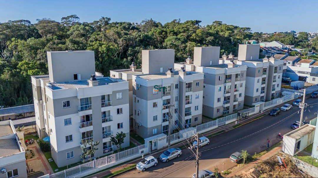 Apartamento para alugar com 2 dormitórios, 1 banheiro, 1 vaga de garagem e 57m² de área privativa no bairro Santo Antônio