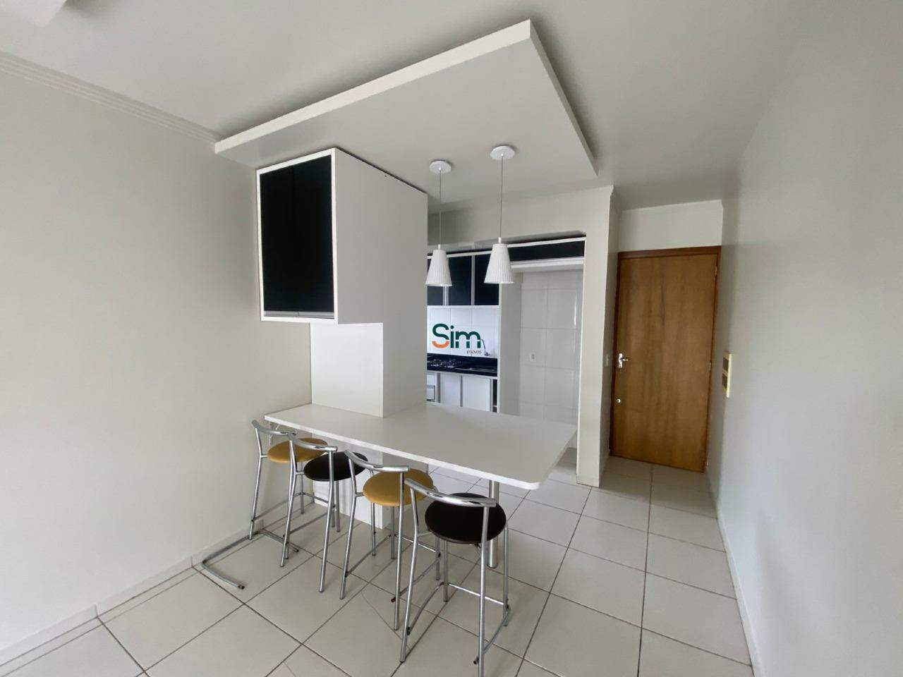 Apartamento para alugar com 2 dormitórios, 1 banheiro, 1 vaga de garagem e 59m² de área privativa no bairro Pinheirinho