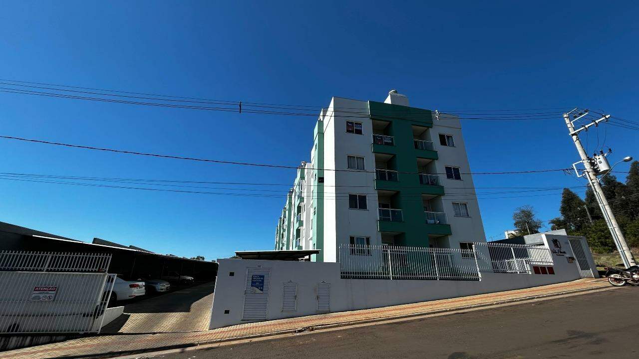 Apartamento para alugar com 2 dormitórios, 1 banheiro, 1 vaga de garagem e 56m² de área privativa no bairro Vederti