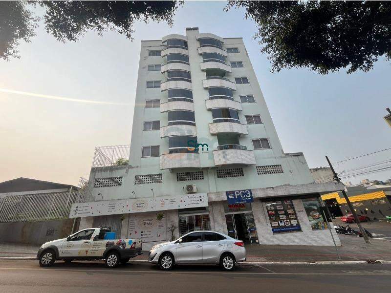 Apartamento para alugar com 2 dormitórios, 2 banheiros, 1 vaga de garagem e 75m² de área privativa no bairro Presidente Médici