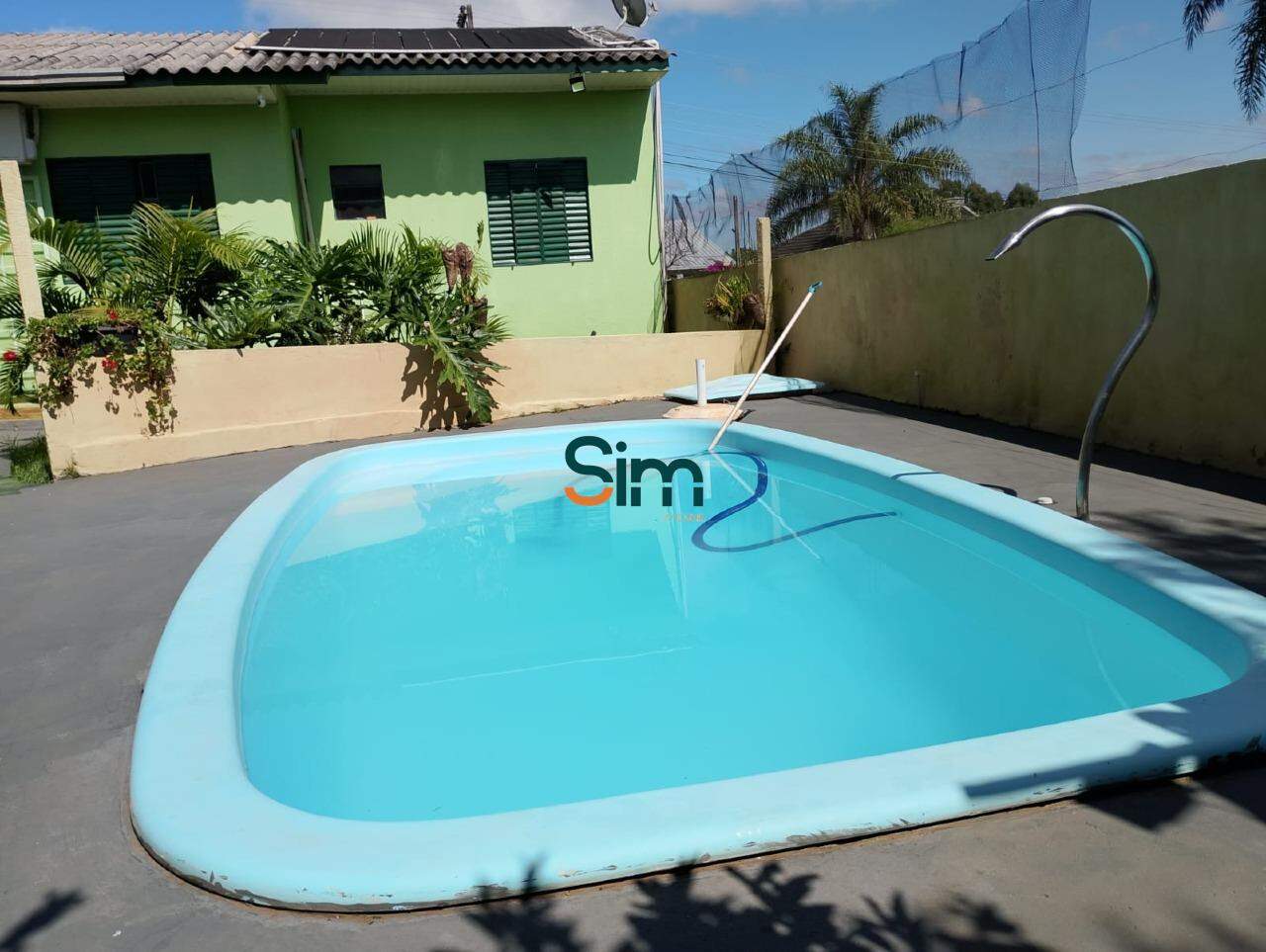 Casa à venda com 2 dormitórios, 3 banheiros, 2 vagas de garagens e 91m² de área privativa no bairro Seminário
