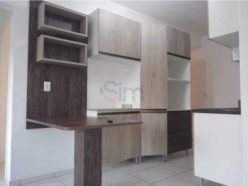 Apartamento à venda com 2 dormitórios, 1 banheiro, 1 vaga de garagem e 58m² de área privativa no bairro Santo Antônio
