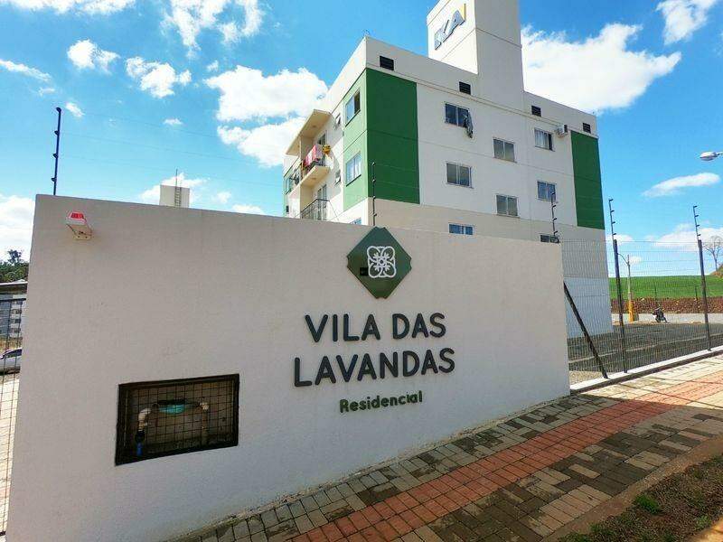 Apartamento à venda com 2 dormitórios, 1 banheiro, 1 vaga de garagem e 44m² de área privativa no bairro Efapi