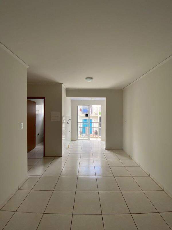 Apartamento à venda no Efapi: 