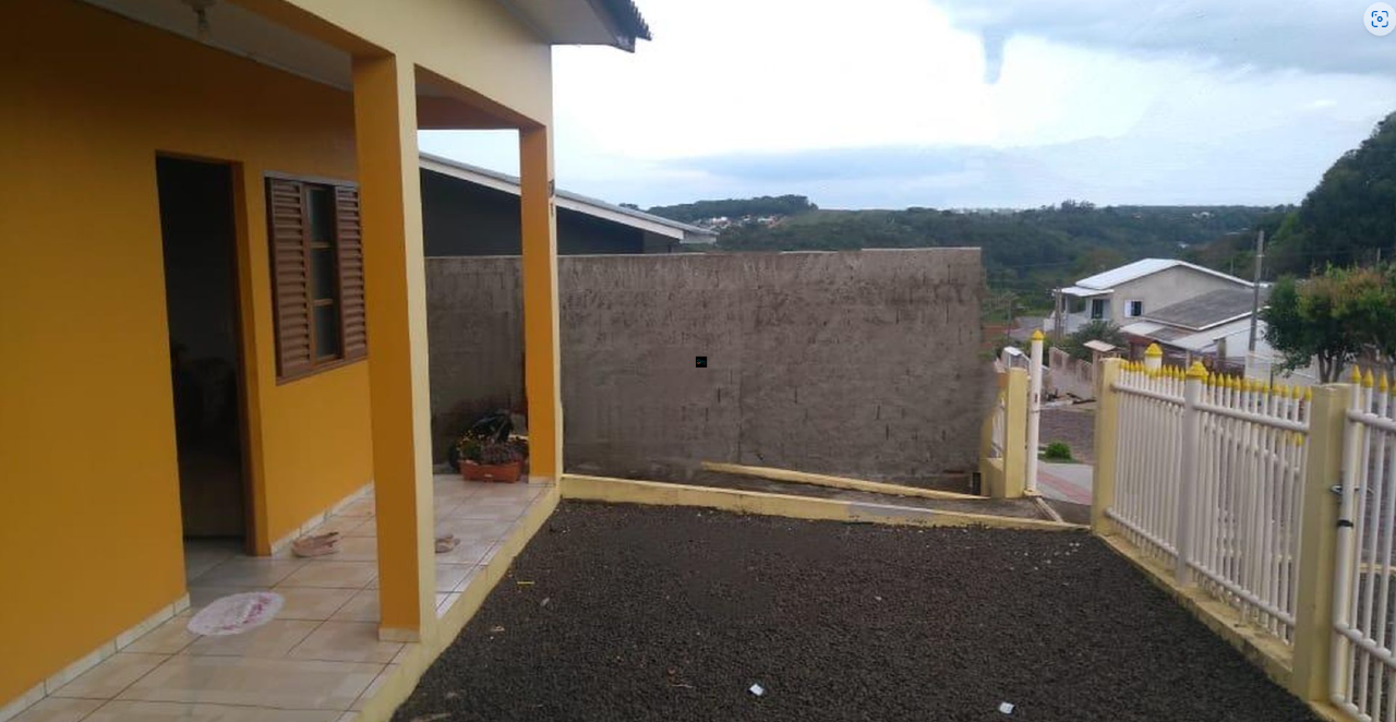Casa à venda com 2 dormitórios, 1 banheiro, 1 vaga de garagem e 69m² de área privativa no bairro Efapi