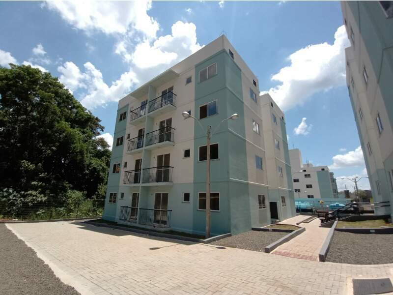Apartamento para alugar com 2 dormitórios, 1 banheiro, 1 vaga de garagem e 55m² de área privativa no bairro Santo Antônio