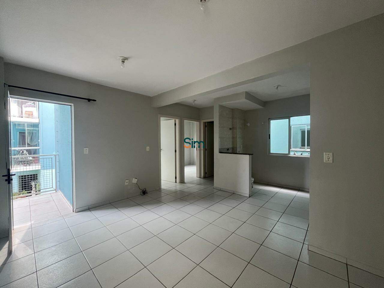 Apartamento à venda com 2 dormitórios, 1 banheiro, 1 vaga de garagem e 47m² de área privativa no bairro Passo dos Fortes