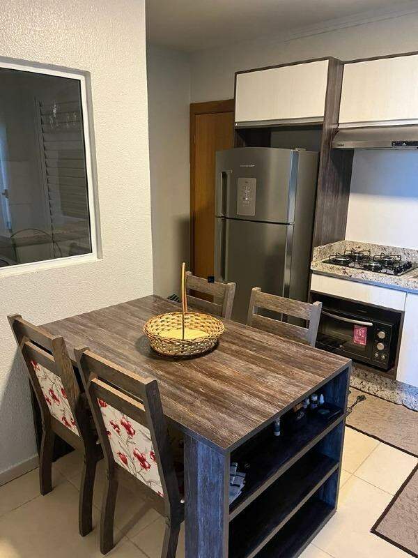 Apartamento à venda com 2 dormitórios, 1 banheiro, 1 vaga de garagem e 47m² de área privativa no bairro Efapi