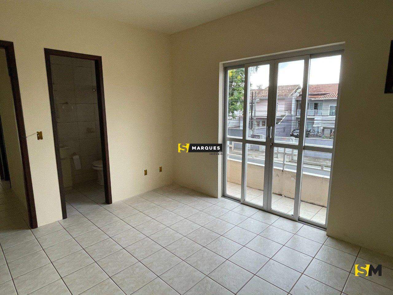 Apartamento para alugar  no Jardim Iririú - Joinville, SC. Imóveis