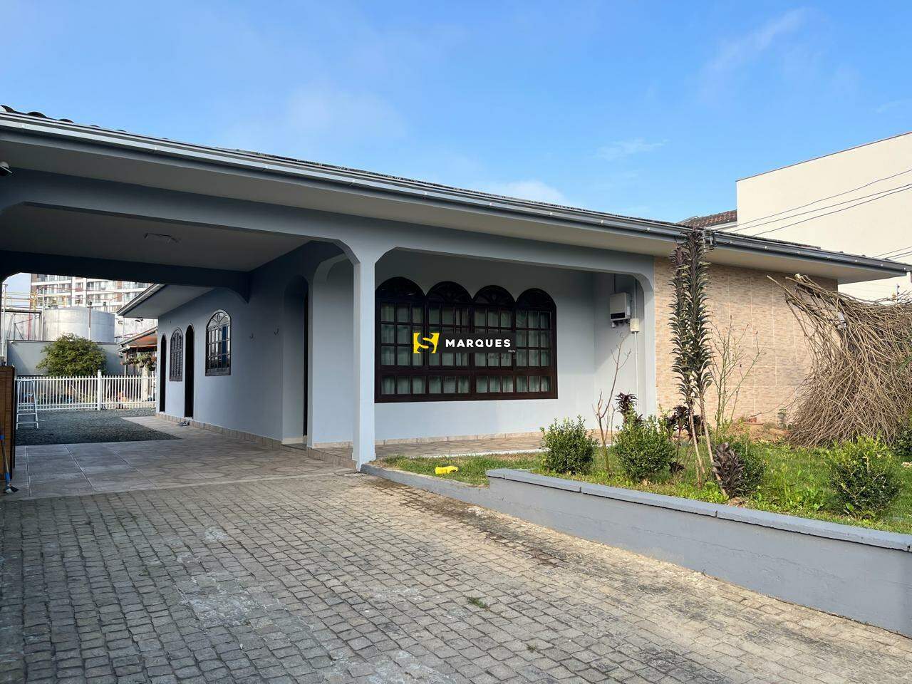 Casa para alugar  no Bom Retiro - Joinville, SC. Imóveis