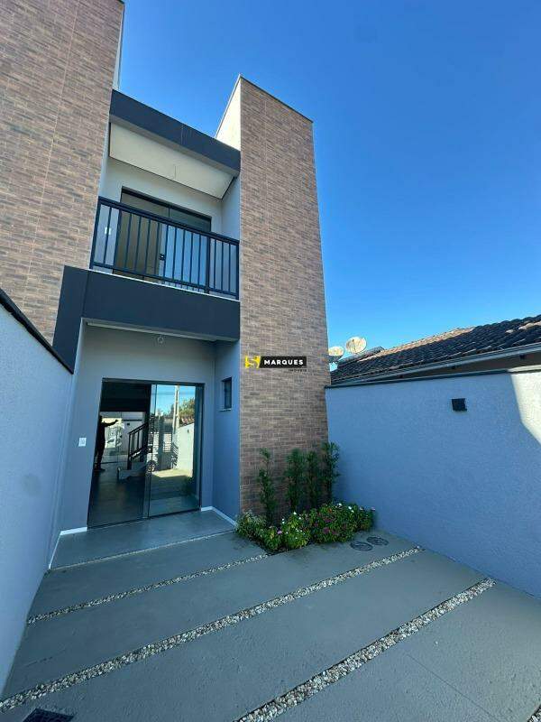 Geminado de 3 quartos, 105m² no bairro Costa e Silva, em Joinville | Eu Corretor