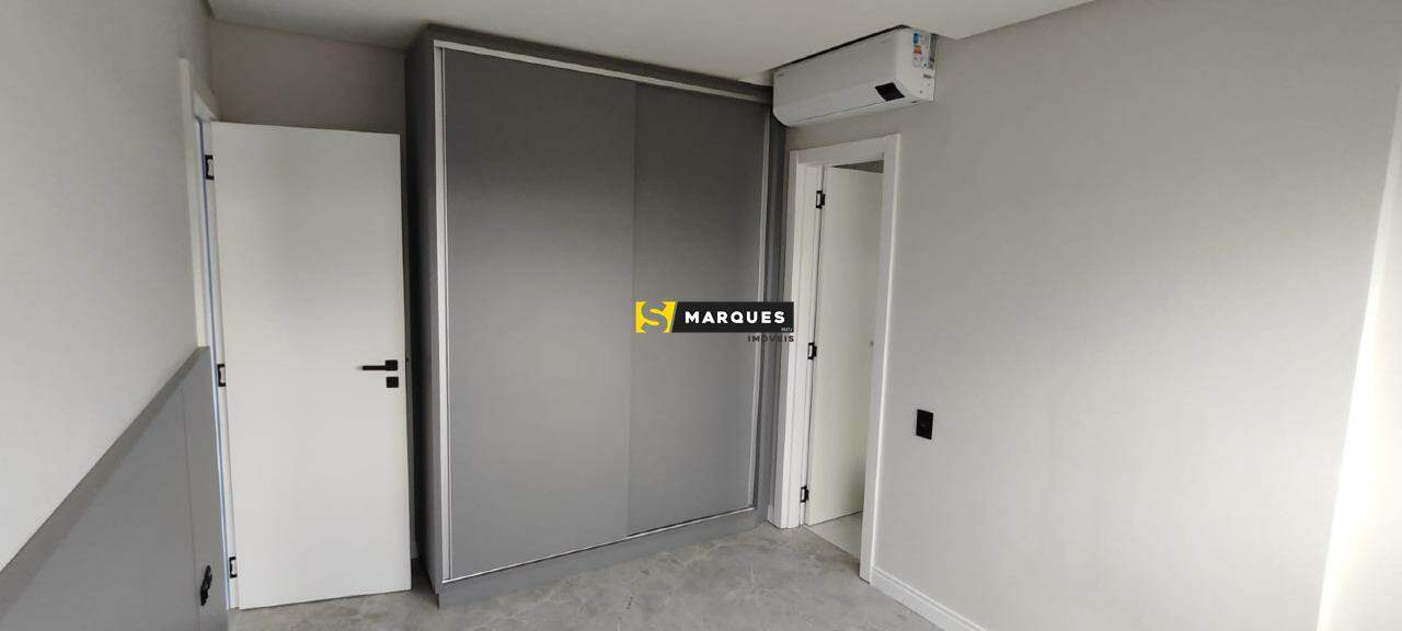 Apartamento para alugar com 3 quartos, 113m² - Foto 19
