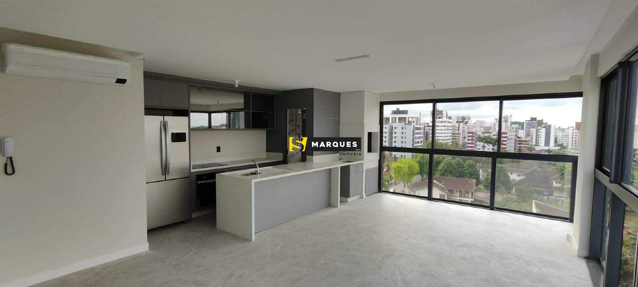 Apartamento para alugar com 3 quartos, 113m² - Foto 11