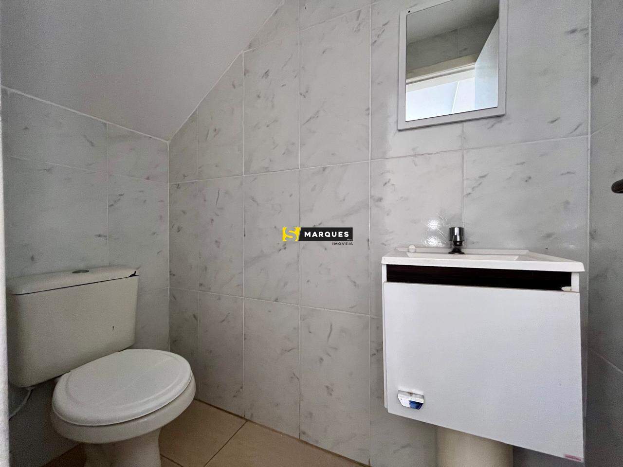 Geminado de 2 quartos, 67m² no bairro Morro do Meio, em Joinville | Eu Corretor