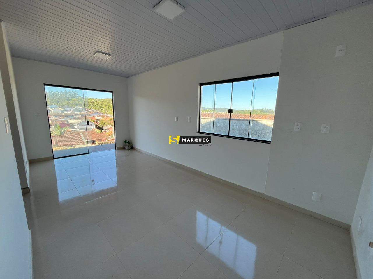 Casa à venda  no João Costa - Joinville, SC. Imóveis
