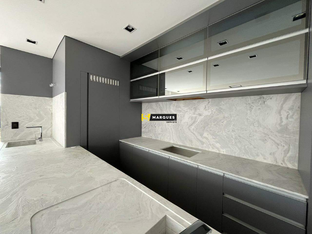 Apartamento com 3 Dormitórios para alugar, 113 m² por R$ 7.800,00 Apartamento com 3 Dormitórios para alugar, 113 m² por R$ 7.800,00