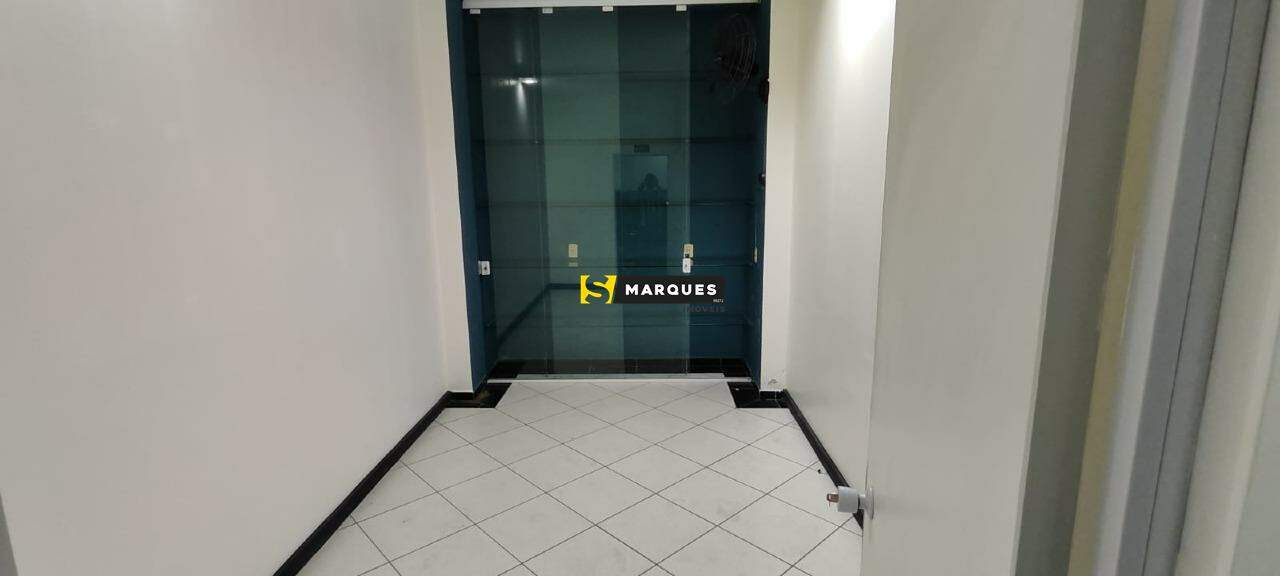 Sala Comercial de 100m² no bairro Fátima, em Joinville | Eu Corretor
