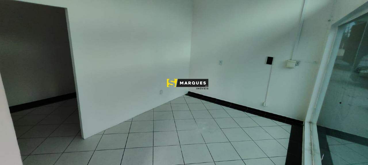 Sala Comercial de 70m² no bairro Fátima, em Joinville | Eu Corretor