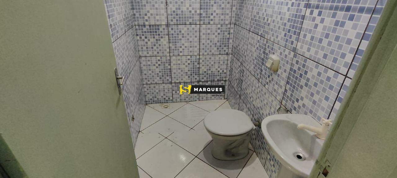 Sala Comercial de 25m² no bairro Fátima, em Joinville | Eu Corretor