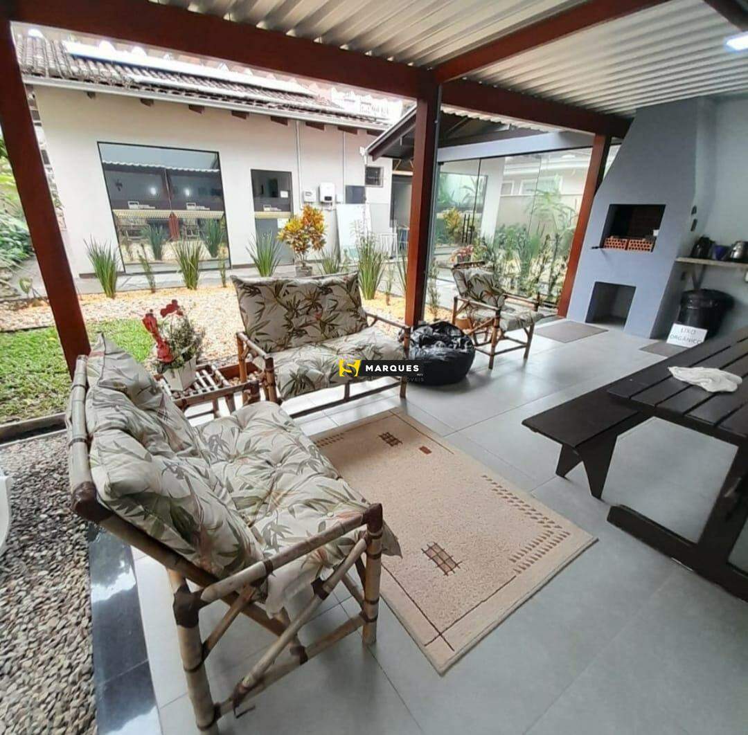 Sala Comercial de 12m² no bairro América, em Joinville | Eu Corretor