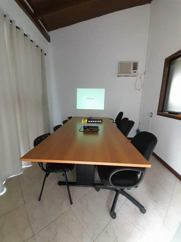 Sala Comercial de 12m² no bairro América, em Joinville | Eu Corretor