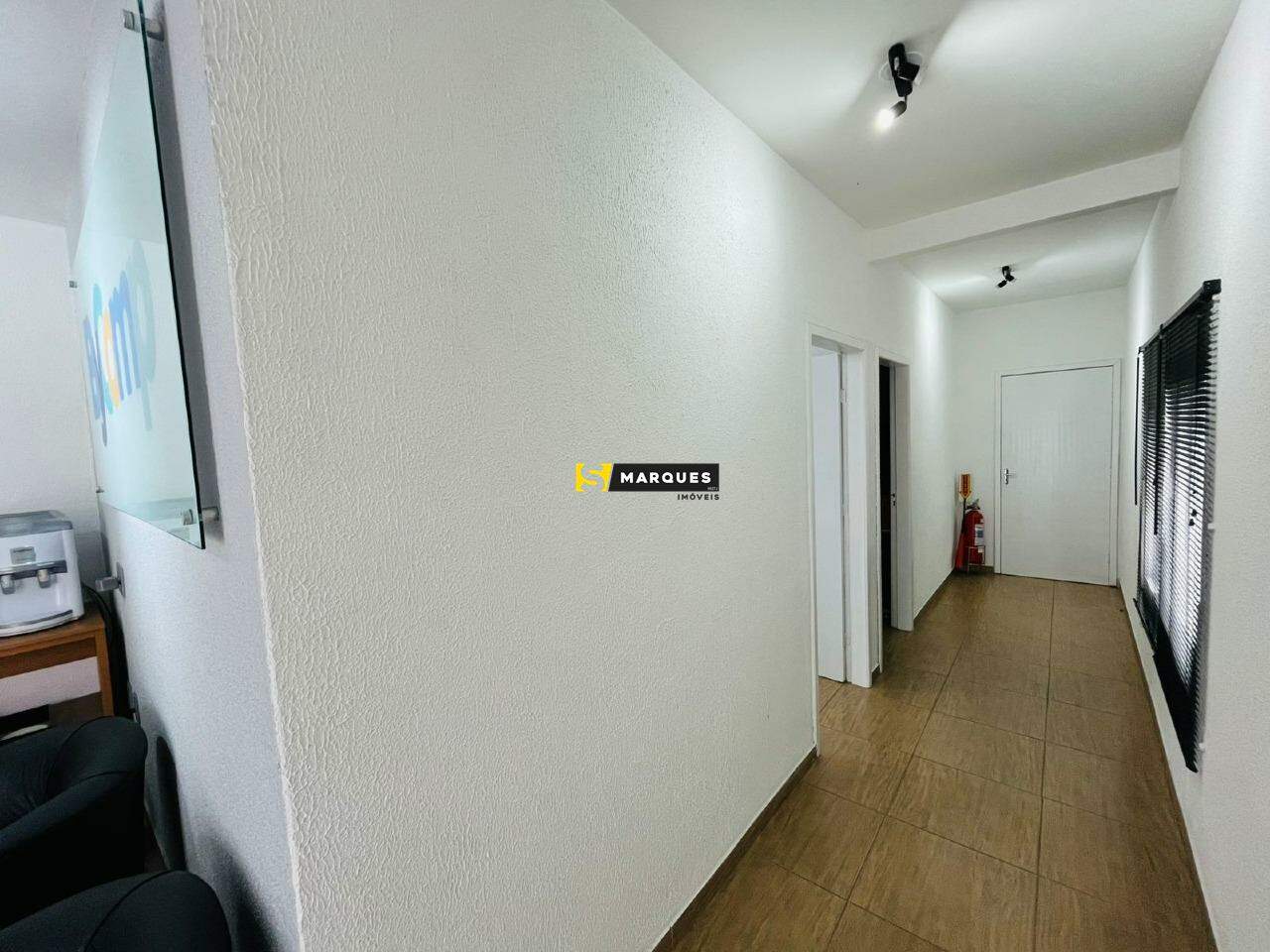 Sala Comercial de 40m² no bairro Bom Retiro, em Joinville | Eu Corretor