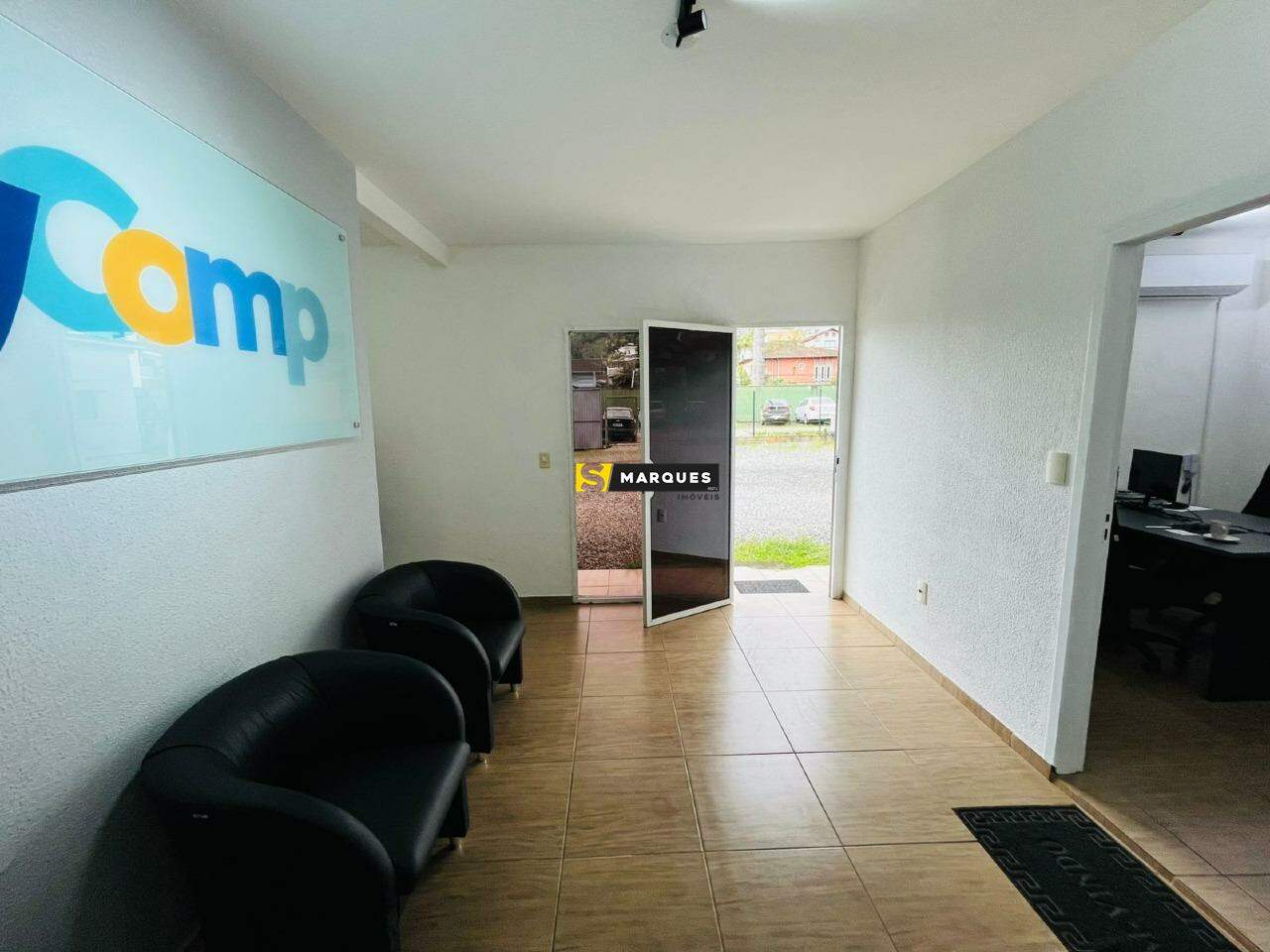 Sala Comercial de 40m² no bairro Bom Retiro, em Joinville | Eu Corretor