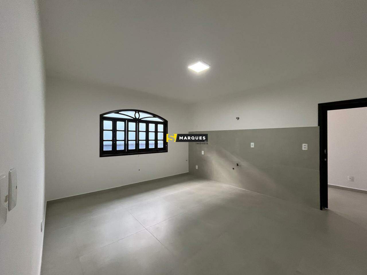 Casa de 1 quarto, 144m² no bairro Bom Retiro, em Joinville | Eu Corretor