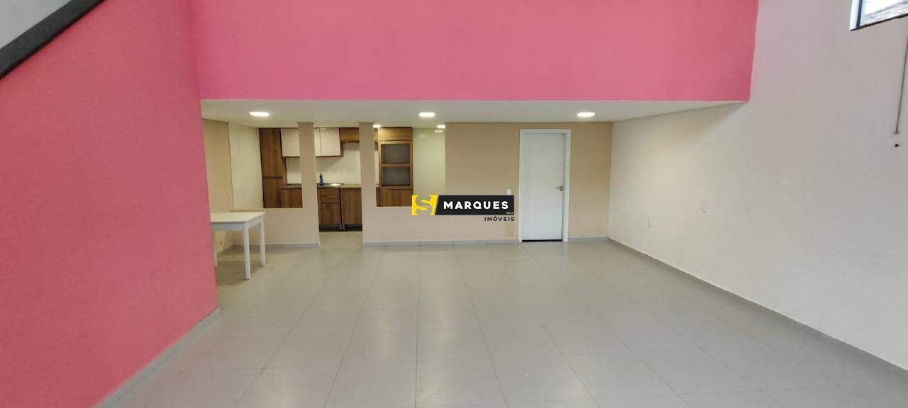 Casa com 2 Dormitórios para alugar, 100 m² por R$ 2.500,00 Casa com 2 Dormitórios para alugar, 100 m² por R$ 2.500,00