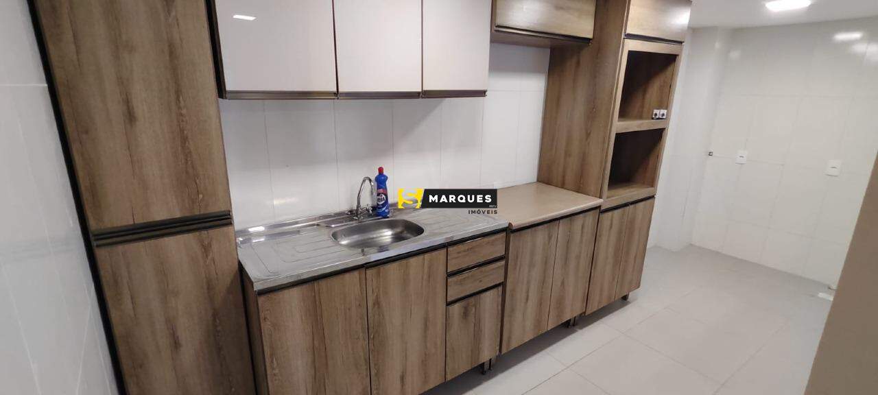 Casa com 2 Dormitórios para alugar, 100 m² por R$ 2.500,00 Casa com 2 Dormitórios para alugar, 100 m² por R$ 2.500,00