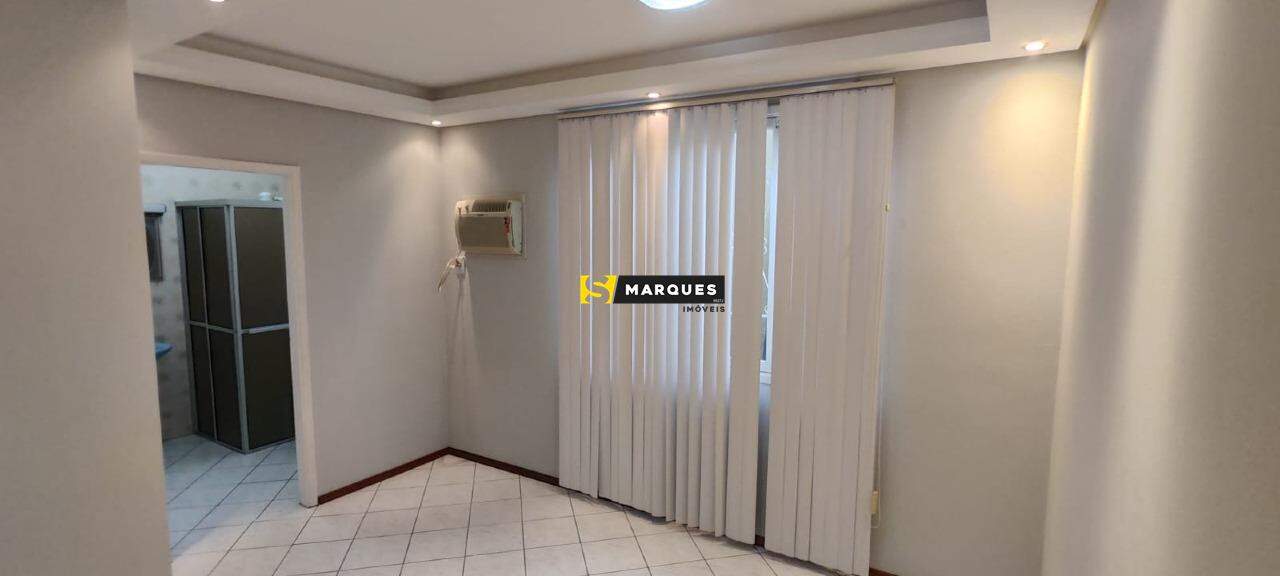 Casa para alugar, 95 m² por R$ 3.300,00 Casa para alugar, 95 m² por R$ 3.300,00