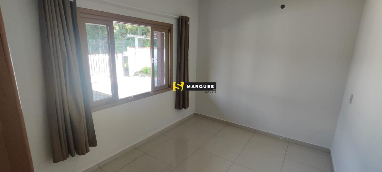 Casa com 3 Dormitórios para alugar, 75 m² por R$ 2.400,00 Casa com 3 Dormitórios para alugar, 75 m² por R$ 2.400,00