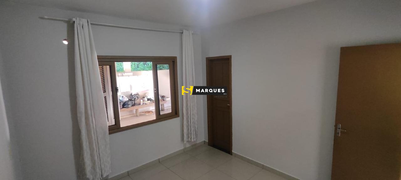 Casa com 3 Dormitórios para alugar, 75 m² por R$ 2.400,00 Casa com 3 Dormitórios para alugar, 75 m² por R$ 2.400,00