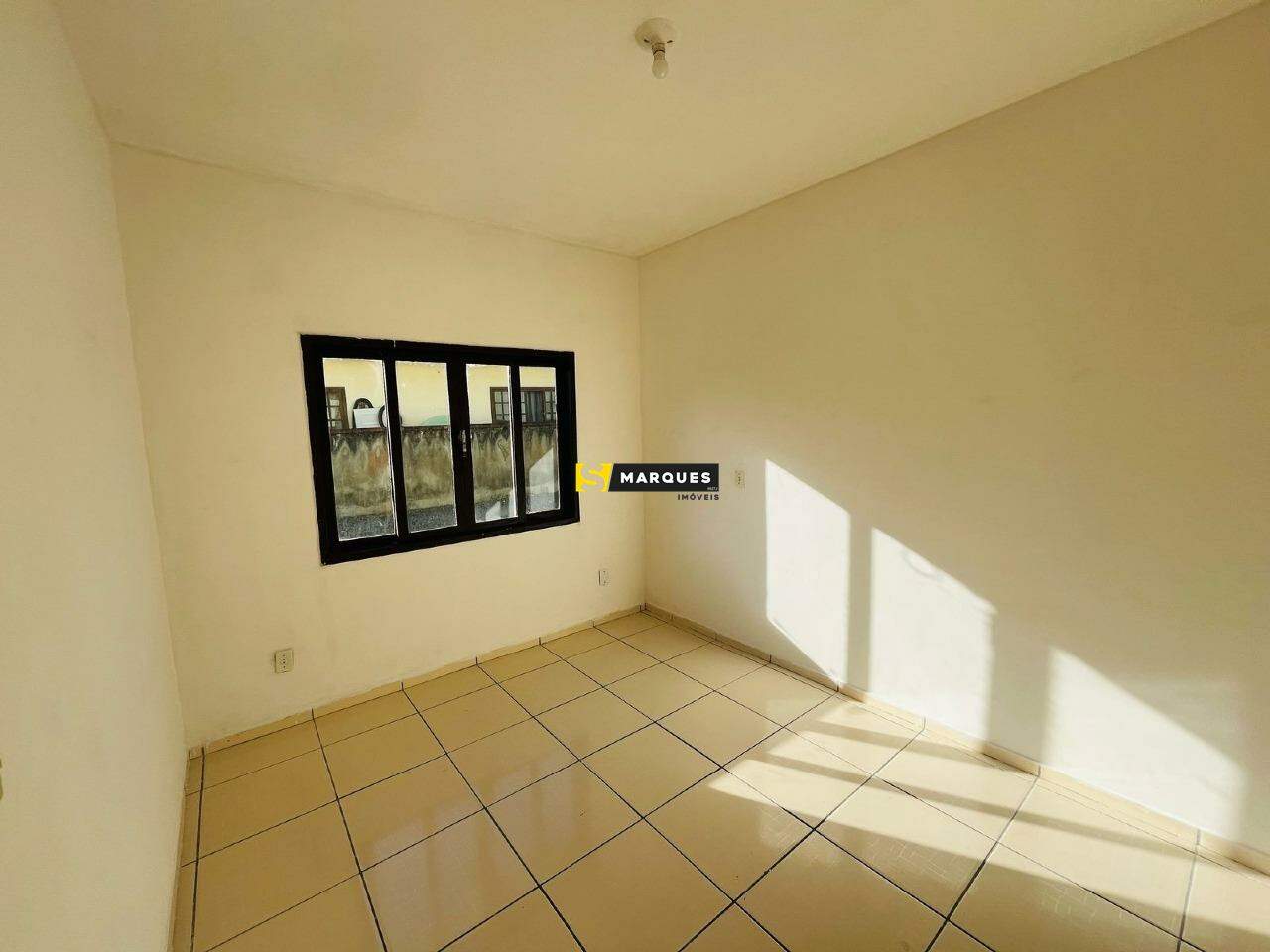 Kitnet de 1 quarto, 35m² no bairro Vila Nova, em Joinville | Eu Corretor