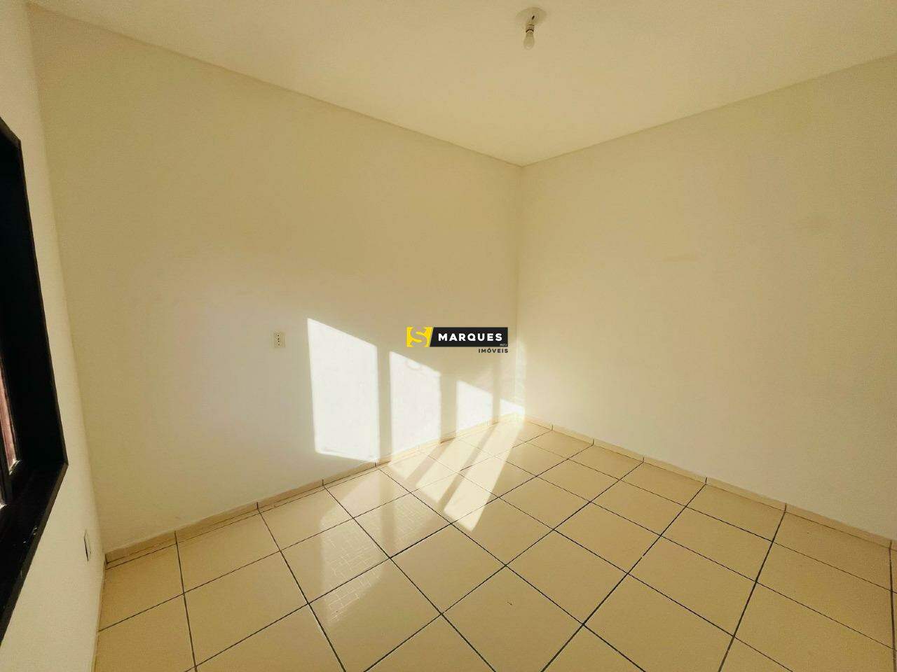Kitinets/conjugados com 1 Dormitórios para alugar, 35 m² por R$ 850,00 Kitinets/conjugados com 1 Dormitórios para alugar, 35 m² por R$ 850,00