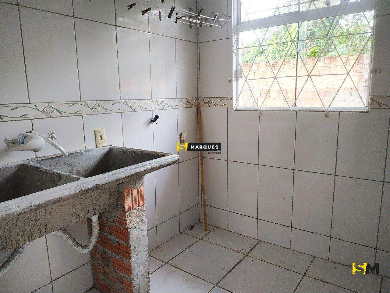 Casa para alugar com 3 quartos, 70m² - Foto 10