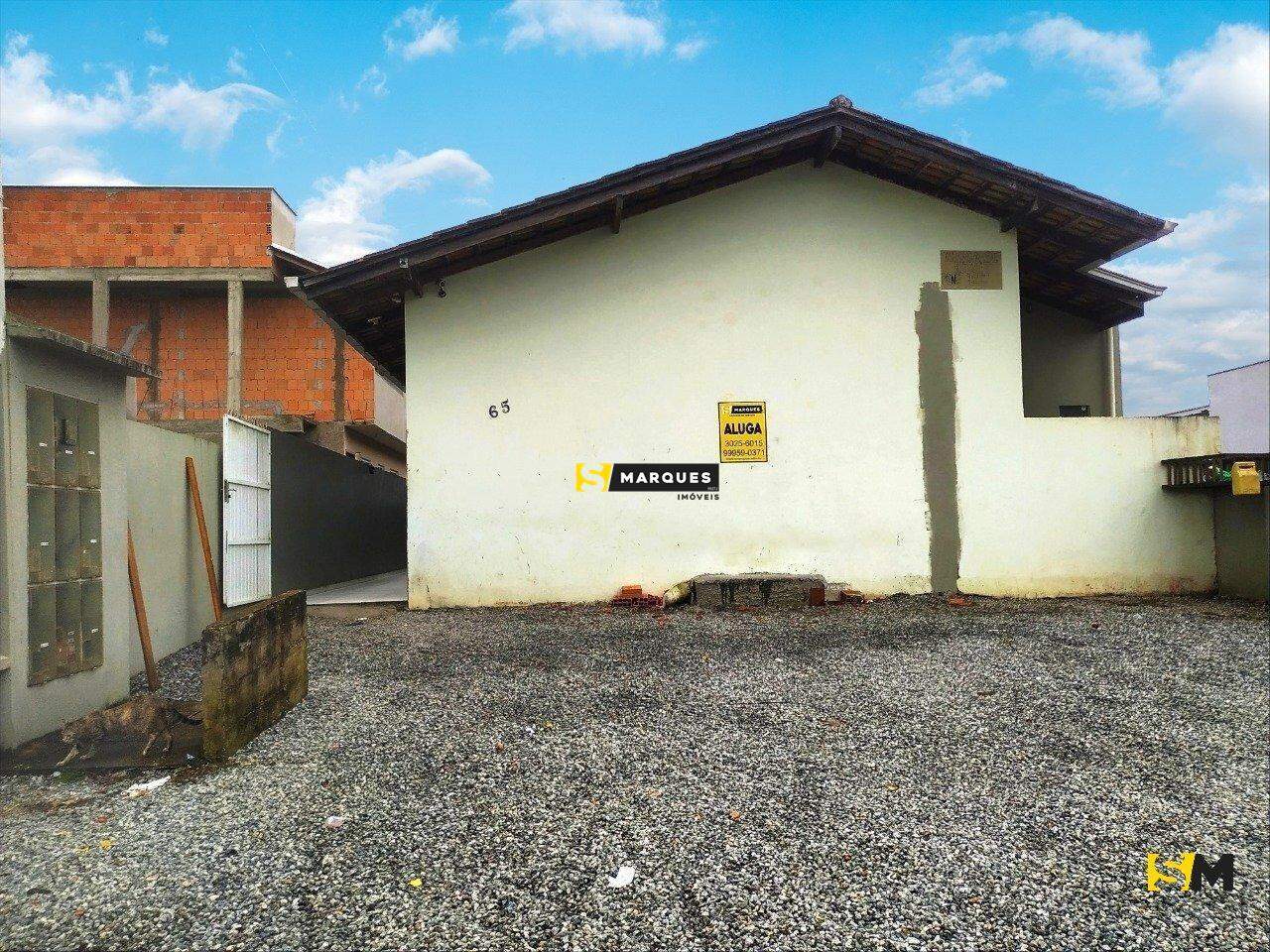 Kitinets/conjugados para alugar  no Porto Grande - Araquari, SC. Imóveis