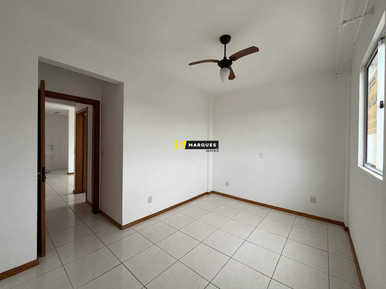 Apartamento para alugar com 2 quartos, 60m² - Foto 16